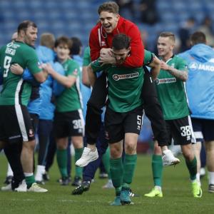 FA Cup: Lincoln stun Burnley to reach quarters