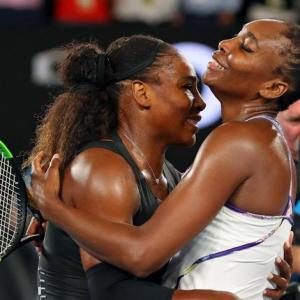 Venus draws on spirit of Serena in Wimbledon quest