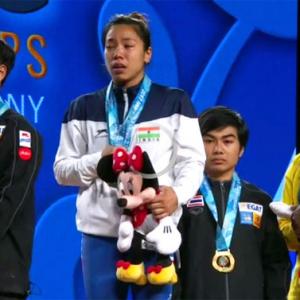 Indian Weightlifter Mirabai Chanu bags gold at World Championships