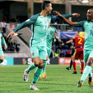 PHOTOS: Substitute Ronaldo rescues Portugal; France in control