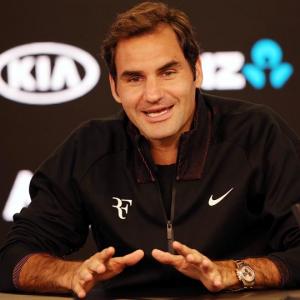 Tennis: Federer looking to break Agassi record; Sharapova knocked out