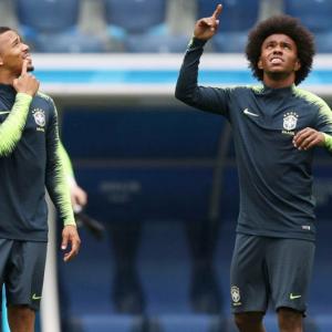 Willian aiming to send Chelsea team mate Hazard home early