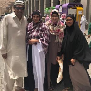 PHOTOS: Pregnant Sania on a pilgrimage to Medina!