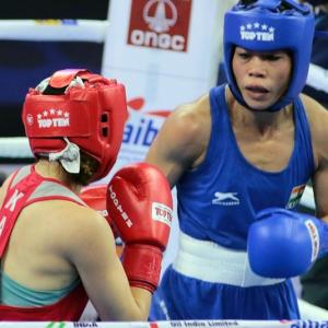 Boxing Worlds: Mary Kom, Manisha storm into quarters