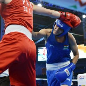 Boxing worlds: Sonia joins Mary Kom in final, Simranjit settles for bronze