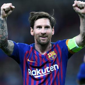 PHOTOS: Maestro Messi fires Barcelona to win at Spurs
