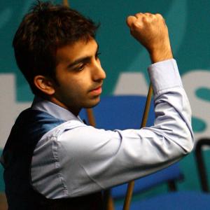 Unstoppable Advani first Indian to win Asian Snooker Tour event