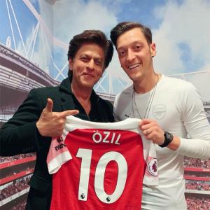 PIX: SRK hosted by Arsenal's Ozil at the Emirates
