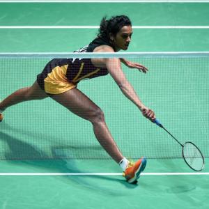 Badminton Worlds: Sindhu marches into semis