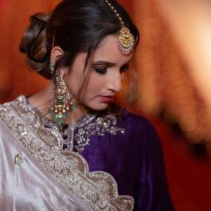 Sania Mirza looks mesmerising in this purple lehenga
