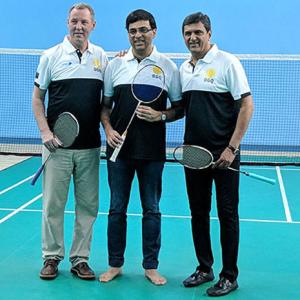 PIX: Legends Padukone, Frost on court with chess great Vishy!