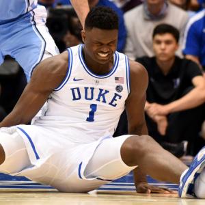 Sports Shorts: Nike panned after basketball star's shoe splits