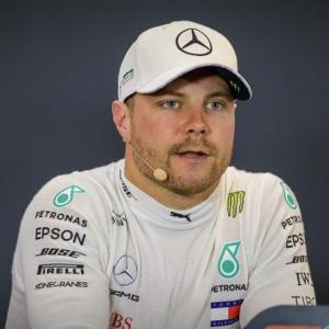 Bottas takes US GP pole; Hamilton starts fifth