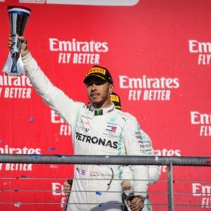 Hamilton painting masterpiece with sixth drivers' title
