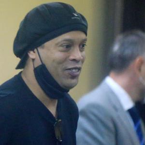 Ronaldinho free to return to Brazil after five months