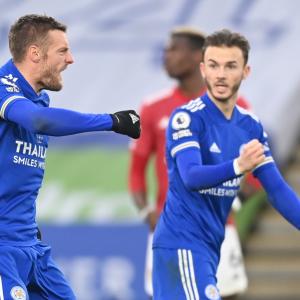 EPL: Leicester equaliser ends United's winning streak