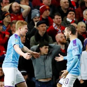 FA Cup PIX: City thump United to put one foot in final
