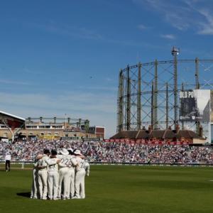 Surrey plan to stage county cricket despite COVID-19
