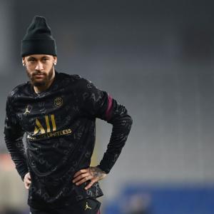 Football: Neymar, Mbappe need to step up; Ibra injured
