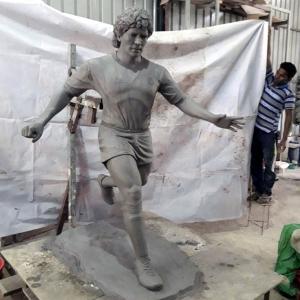 Goa to install statue of football legend Maradona
