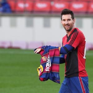 Barca prez hopeful says Messi will stay at the club