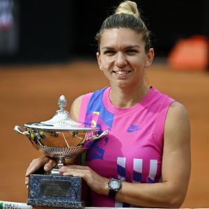Halep eyes second French Open title and top ranking