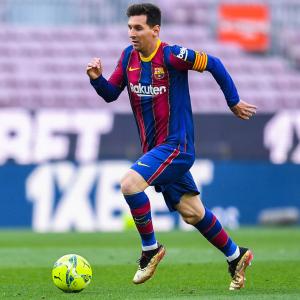 Messi to leave Barcelona due to 'financial obstacles'