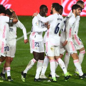 PIX: Real Madrid see off Getafe; Juventus hold Inter