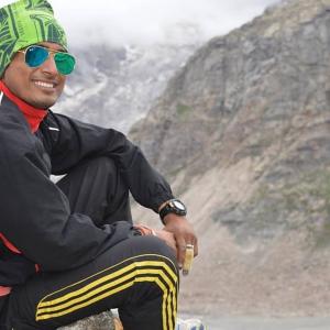 Mountaineer Yadav's Everest summit climb fake