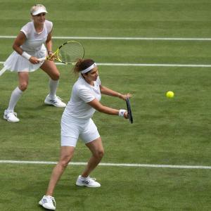 Sania Mirza, Mattek-Sands bow out of Wimbledon