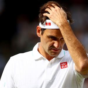 Wimbledon: Federer dumped by Hurkacz in straight sets