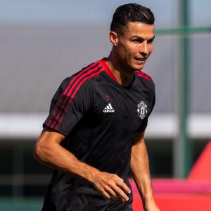 Ronaldo set for Old Trafford homecoming party