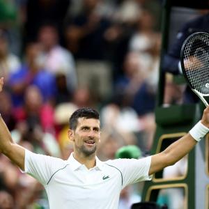 Wimbledon PIX: Sinner beats Alcaraz; Goffin through
