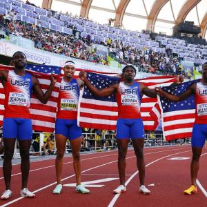 PIX: US men, women storm to 4x400m World relay gold