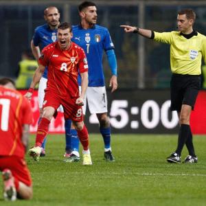 PIX: Italy miss World Cup bus again, Portugal survive