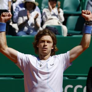Tsitsipas dumped out of Monte Carlo Masters
