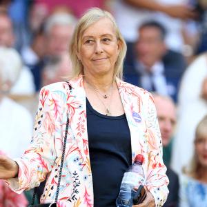 Navratilova diagnosed with throat and breast cancer