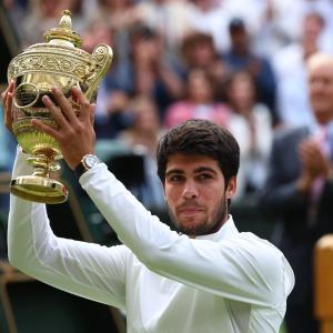 Alcaraz makes history, dethrones Djokovic at Wimbledon