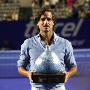 Rafa cheers on as Lopez extends career
