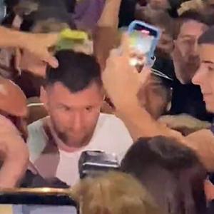 Like Sachin, Messi Mobbed In Argentina