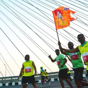 'Jai Shri Ram' Echoes At Mumbai Marathon