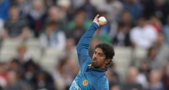 Cricket Buzz: SL spinner Senanayake banned over action