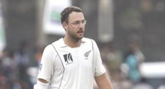Vettori's ton puts New Zealand in command