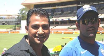 Spotted: Mahendra Singh Dhoni in Adelaide