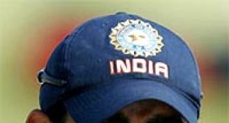India wary of dew, eye big total in Jaipur