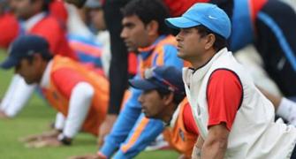 'Unfit India players popping out of their shirts'