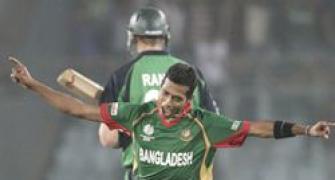 Shafiul Islam bowls Bangladesh to victory