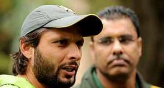 Afridi, Waqar to appear as witnesses at hearing