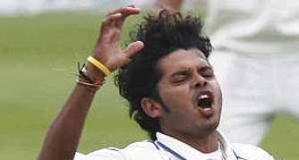 India's cry baby Sreesanth at it again!