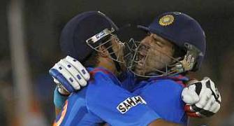Players gave more than 100 per cent: Dhoni